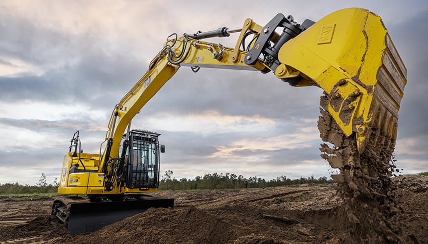 Cat Excavator with Advansys Tips