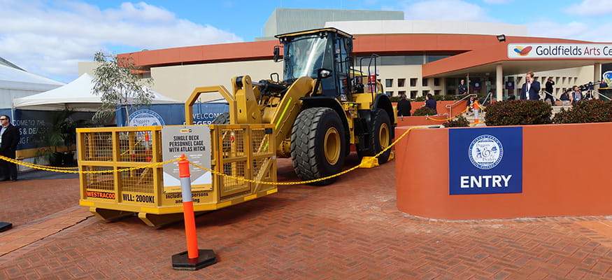 Diggers and Dealers 2021 Cat Machine Display
