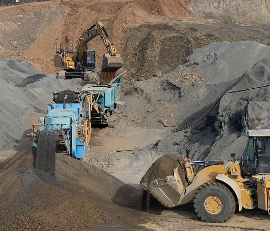 McLennans Earthmoving uses Cat Advansys Tips