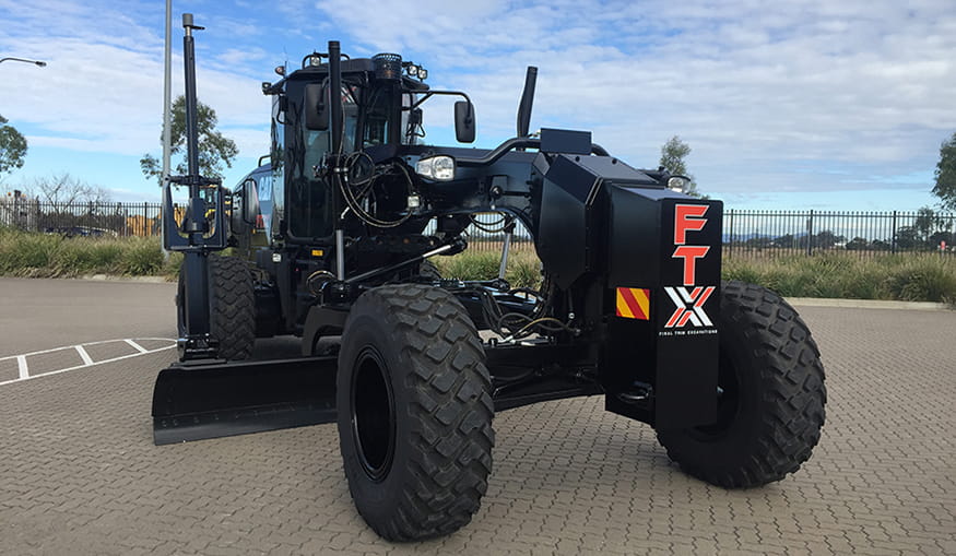 FTX Black Motor Grader