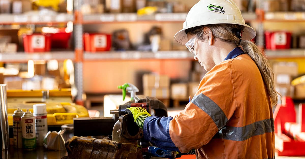 Female team member working the WesTrac Newcastle Hydraulics workshop