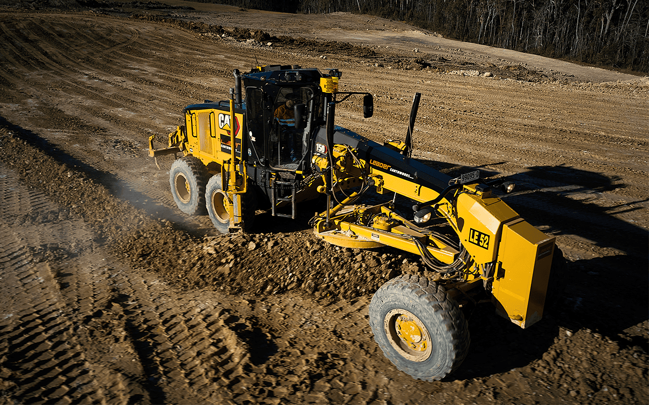 Cat motor graders