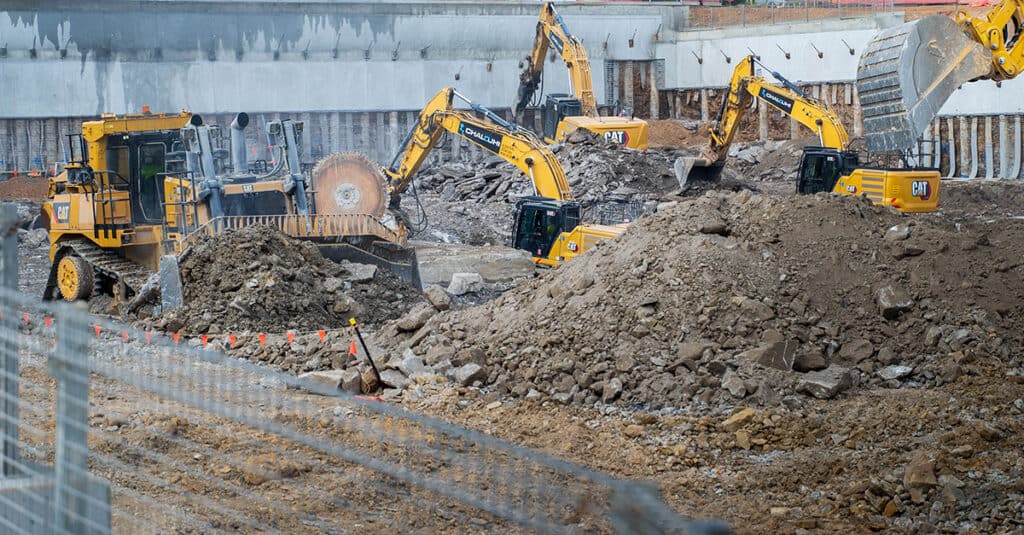 5 Best Features of the New Cat® 340 Excavator (and Why Chalouhi Chose It)